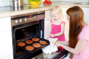 family using cleaned oven